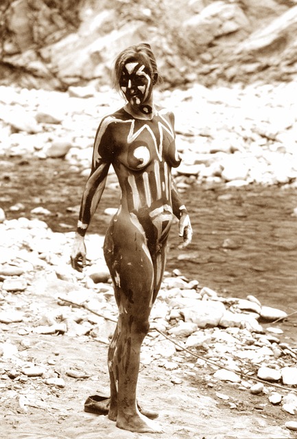 Ciało, przyroda, malowanie